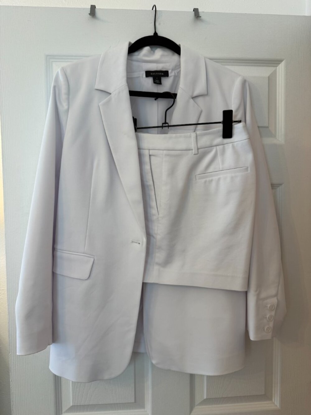Halogen White Blazer & Shorts Suit Set